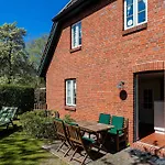 펜션 Haus Eiderstedt 1
